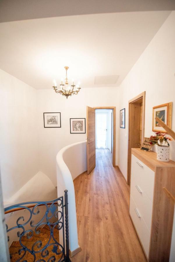 Apartmaji Urska Laško Exteriör bild